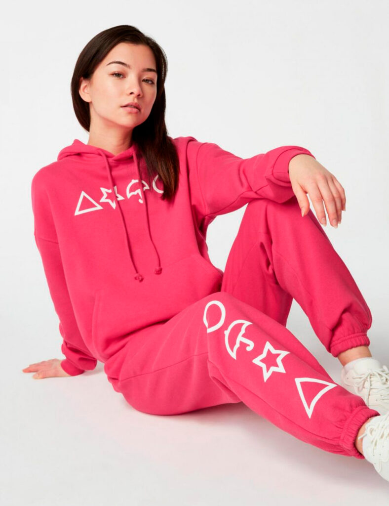 Joggings jogging squid game rouge jennyfer femme 1 1000x1300